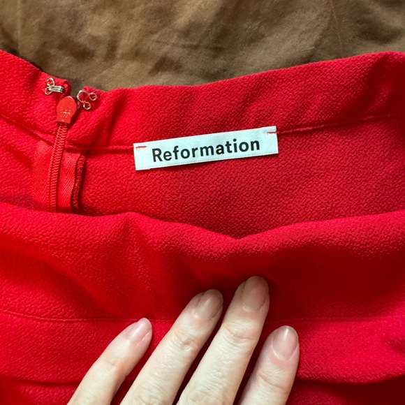 Reformation Azella two piece set. Size 10. Cherry red. - Picture 5 of 14